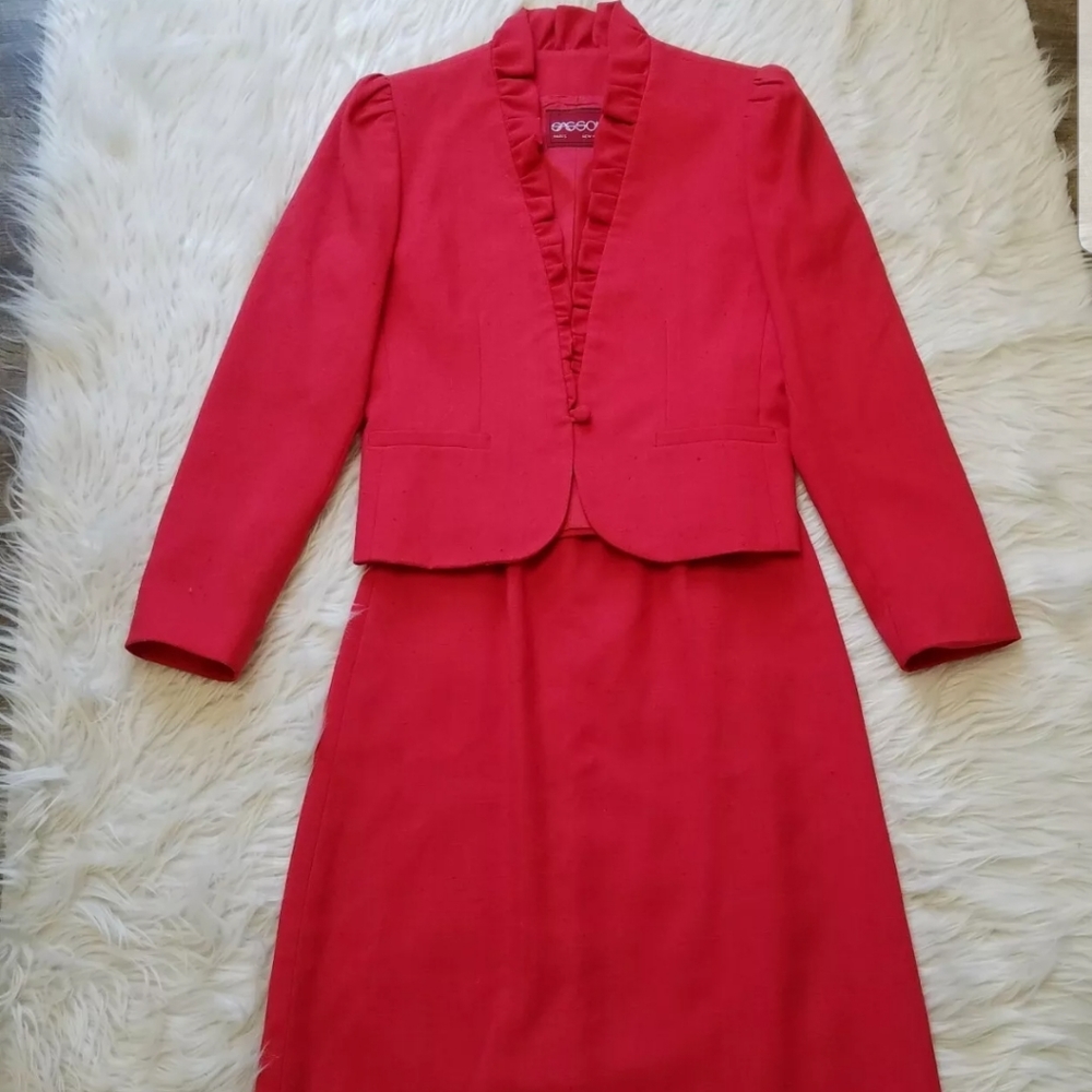 VTG Sassoon Skirt Blazer Jacket Suit Set Red Ruffle Size 6 / 7 Paris New York